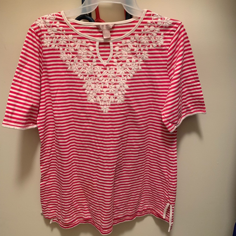 this is cute white and pink stripes shirt